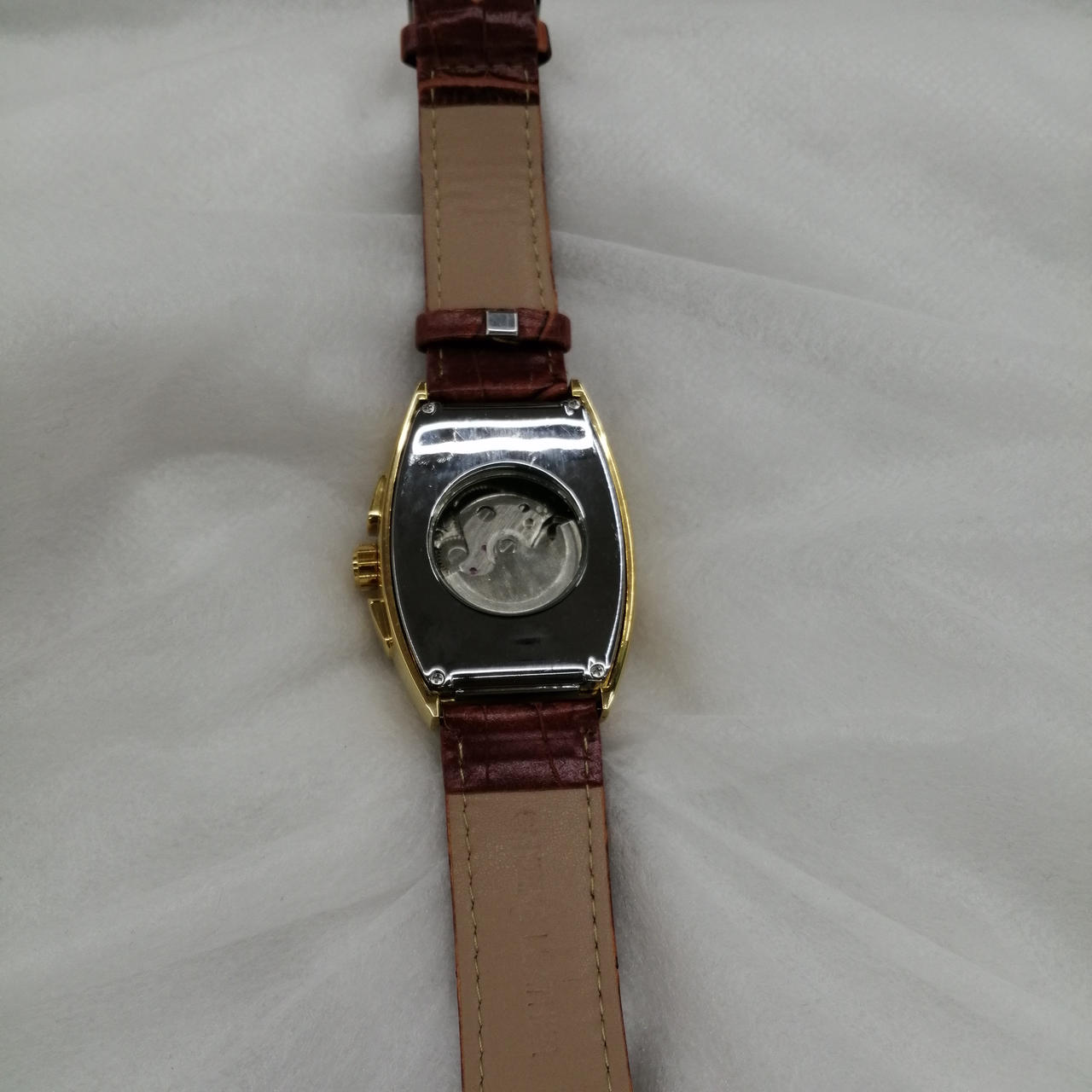 傷が多数あります。