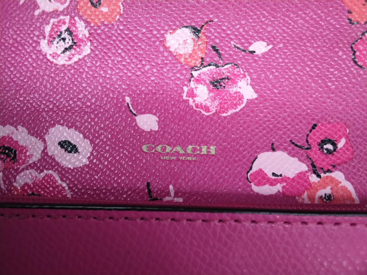 ⭐️新品未使用品✨COACH ピンク 長財布 ✨️新品未使用✨️COACH ピンク レザー 長財布 - メルカリ