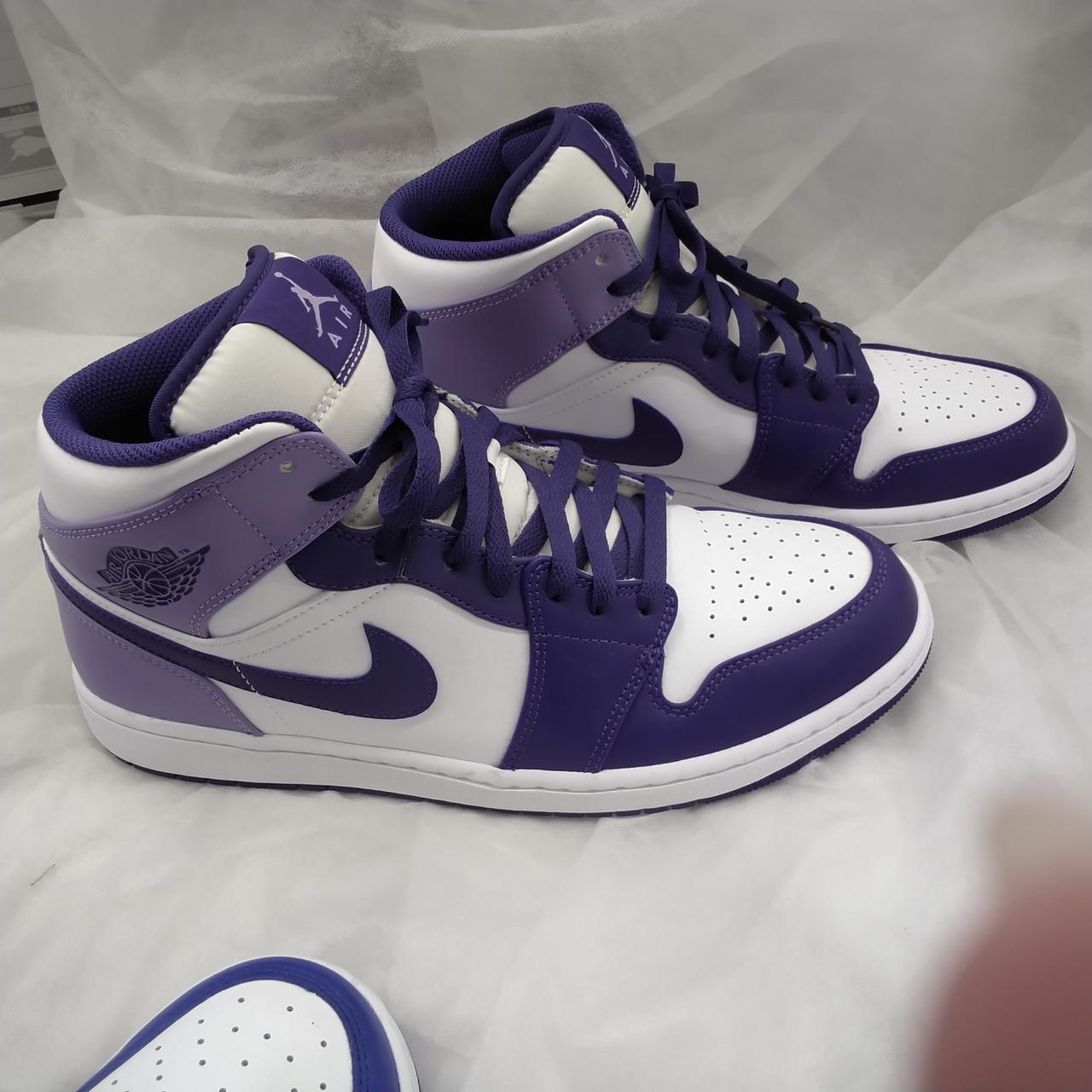 シワが多数あります。