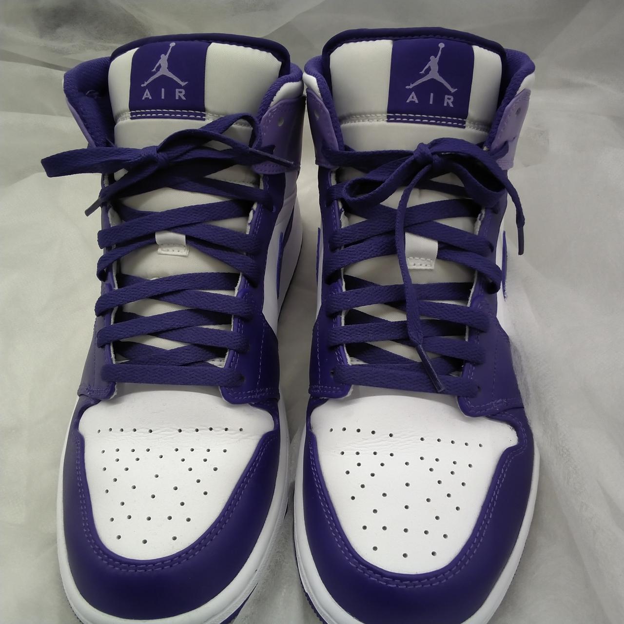 シワが多数あります。