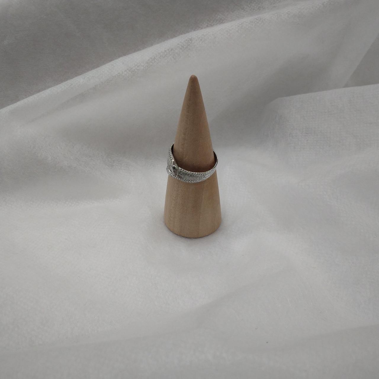 傷が多数あります。