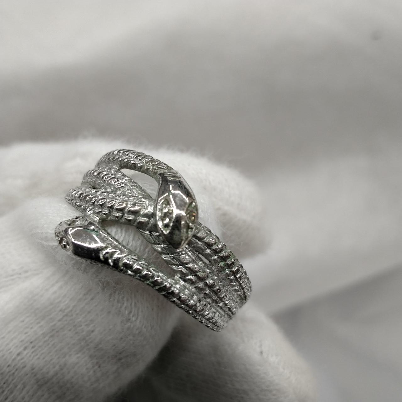 汚れが多数あります。