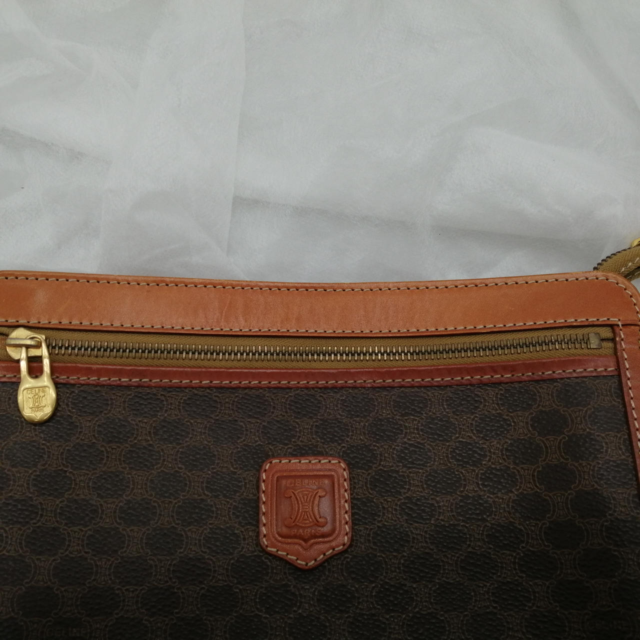 傷、塗装剥がれがあります。