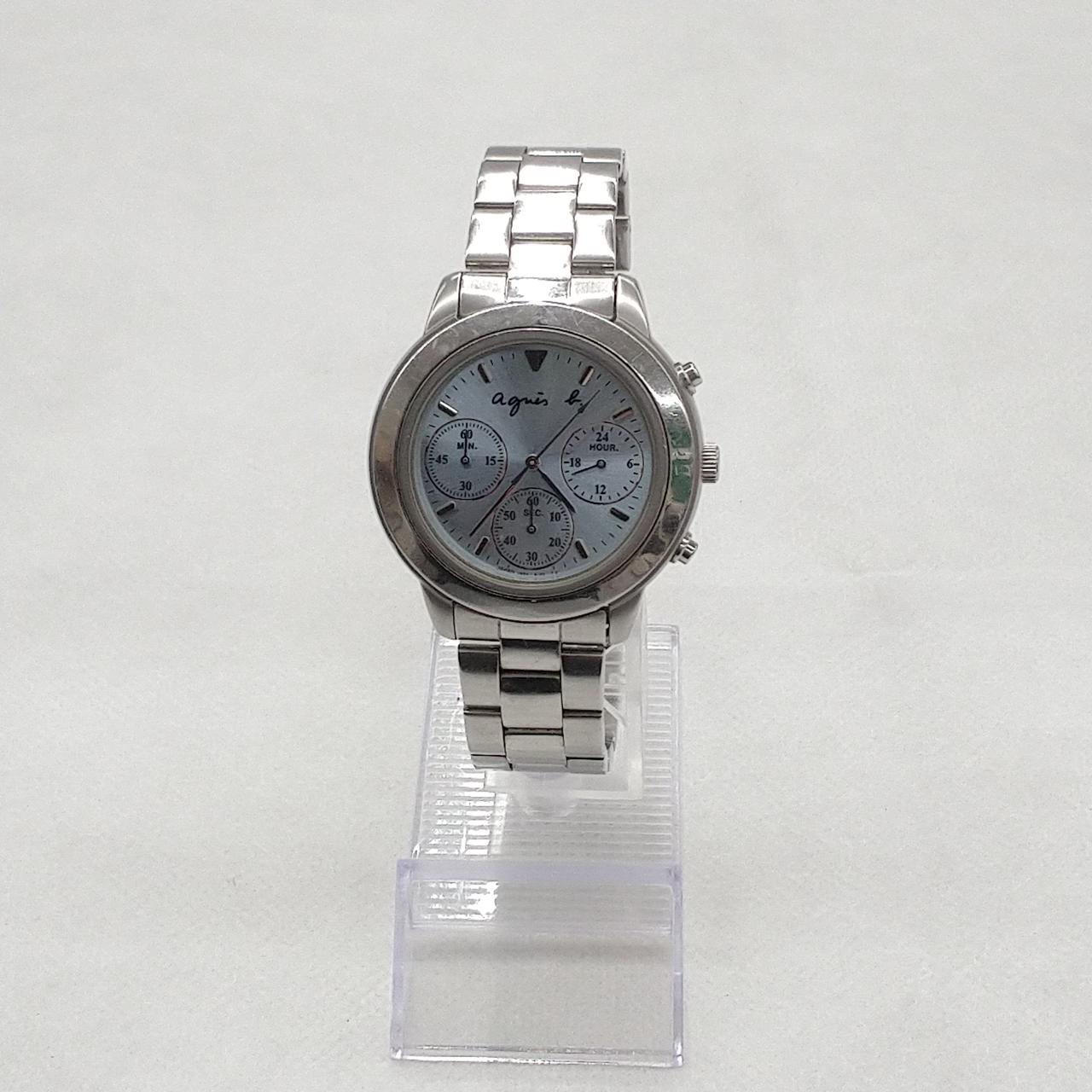 金属部分に傷があります。