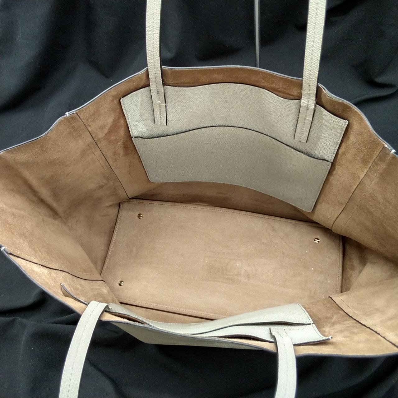 持ちて根本に汚れがついています。