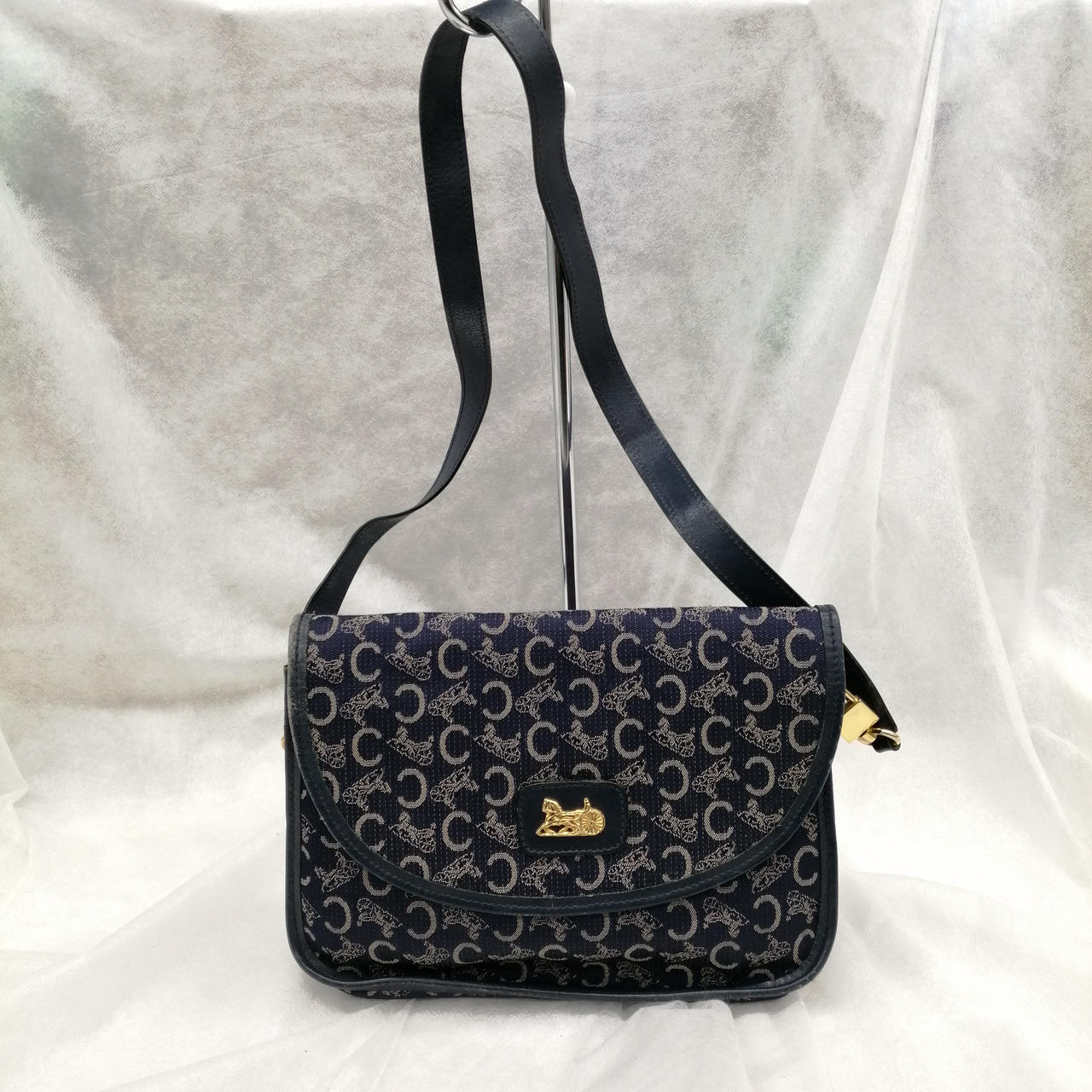 四方に角スレがあります。