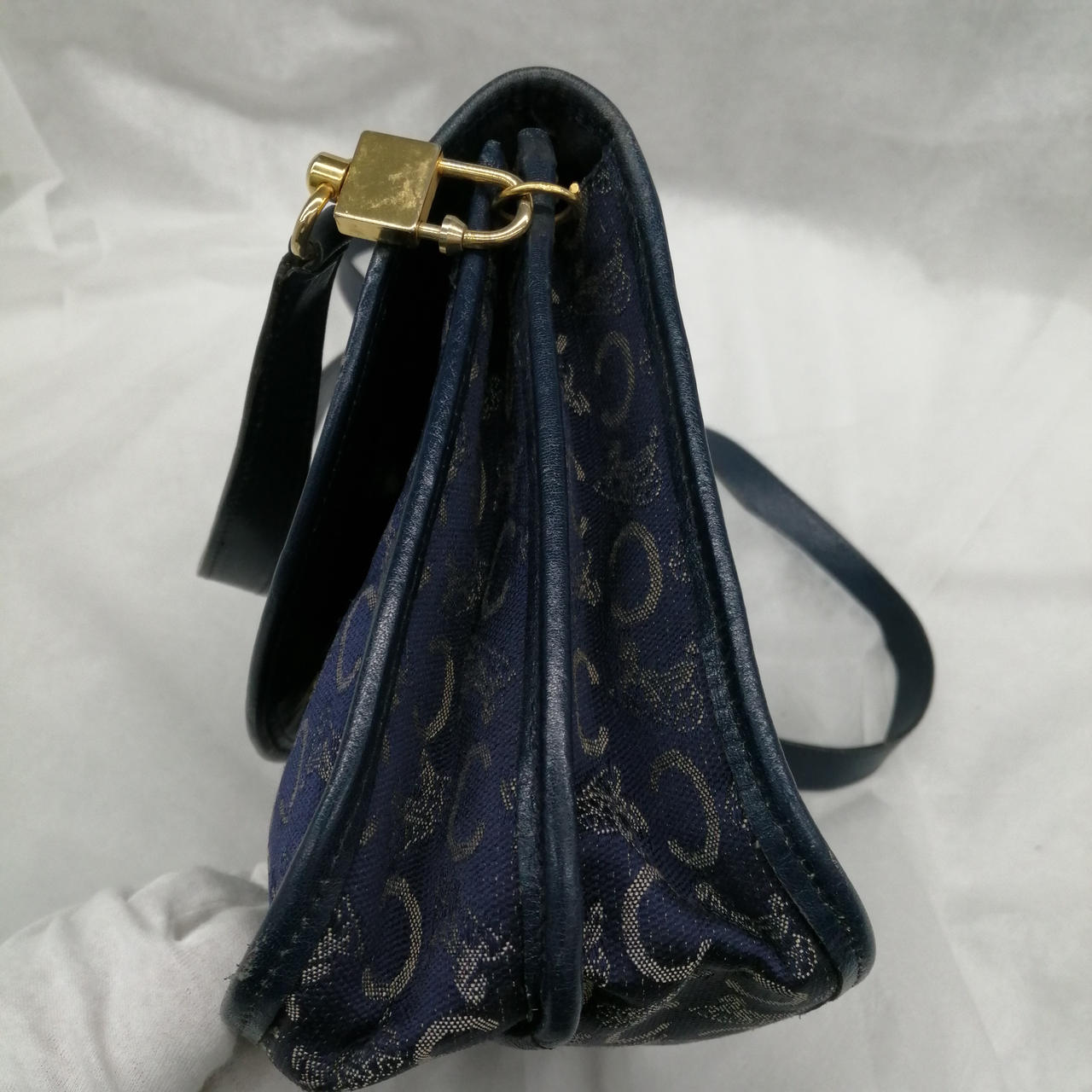 四方に角スレがあります。