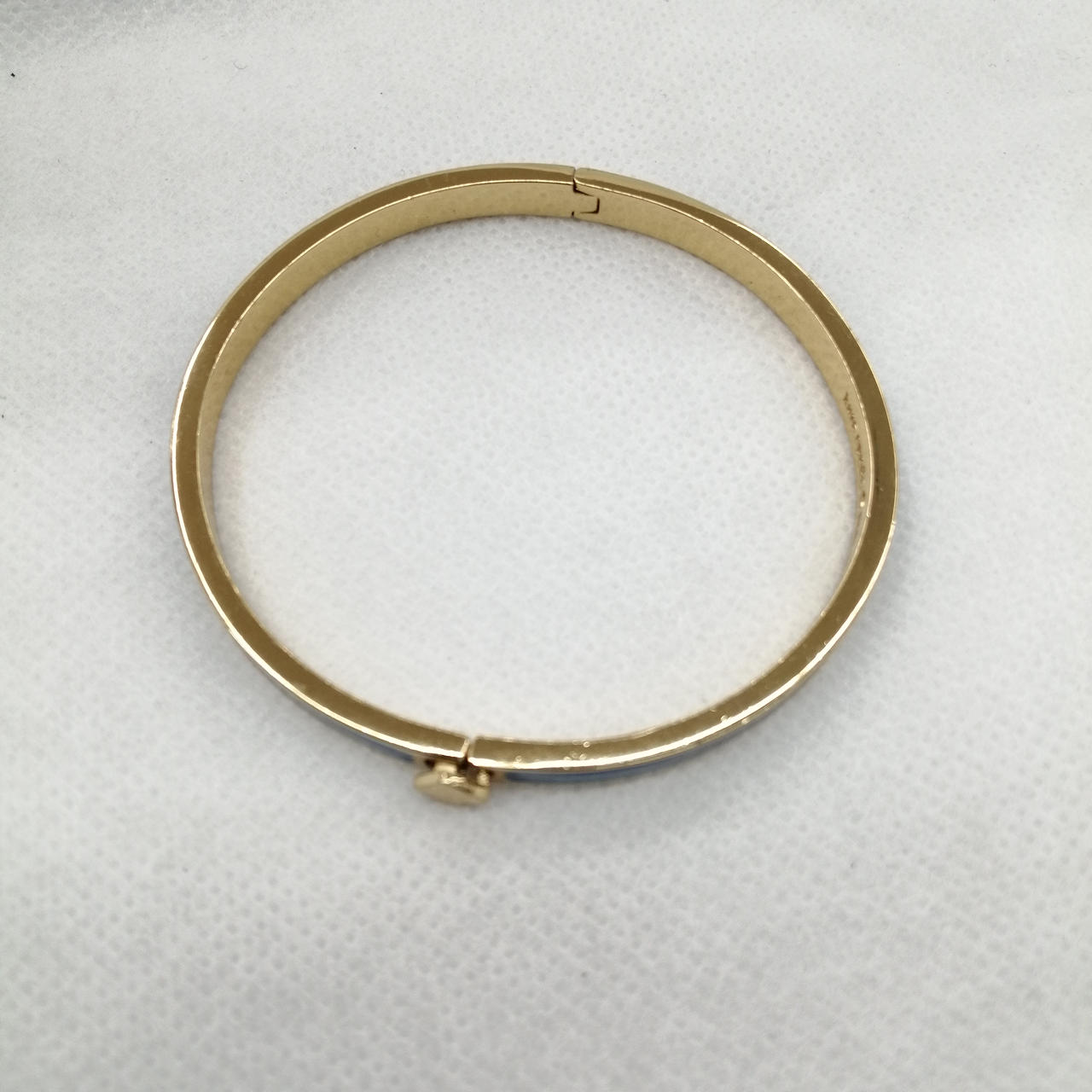 微細な傷が多数あります。