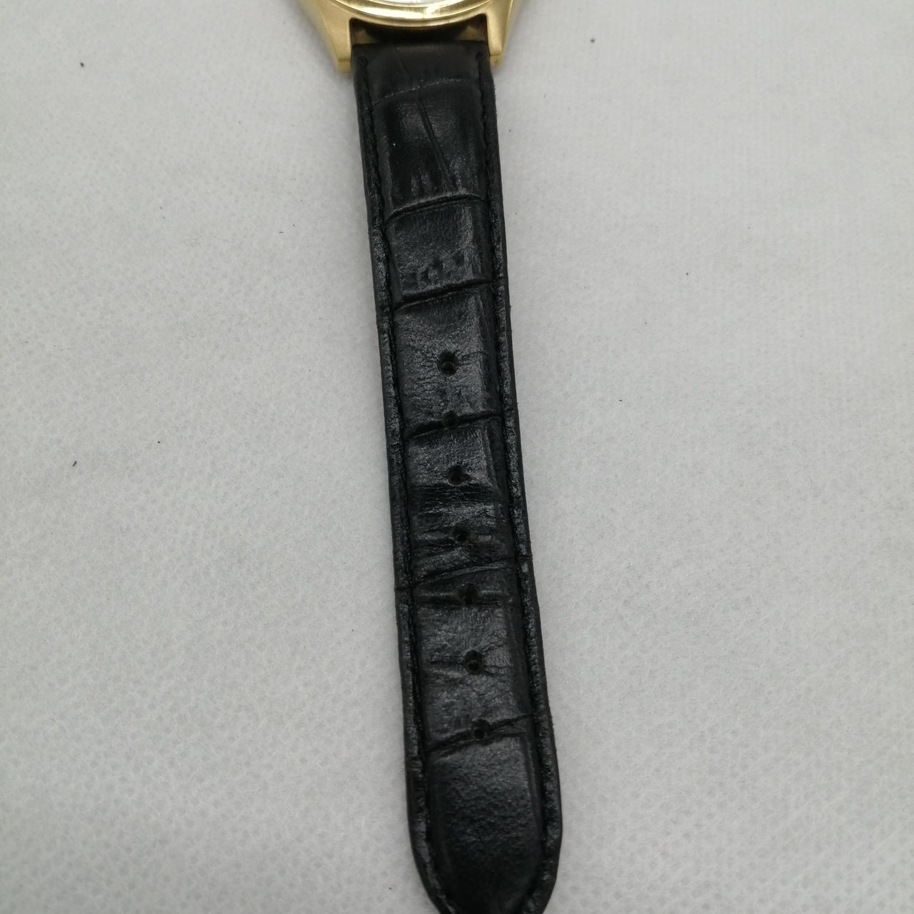 バンド部分に劣化が多数あります。