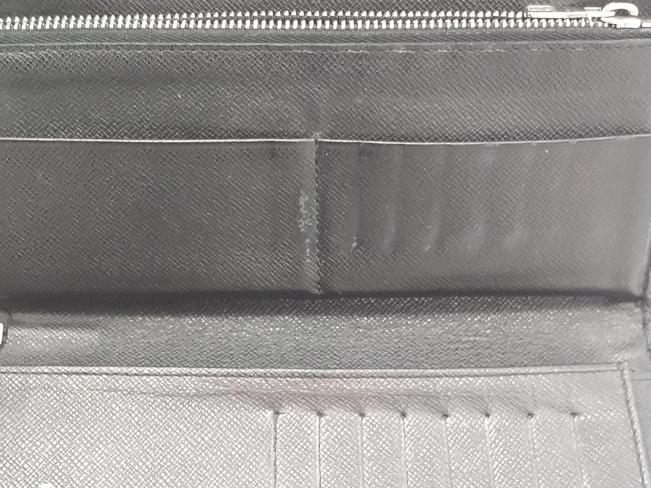 変色キズあります