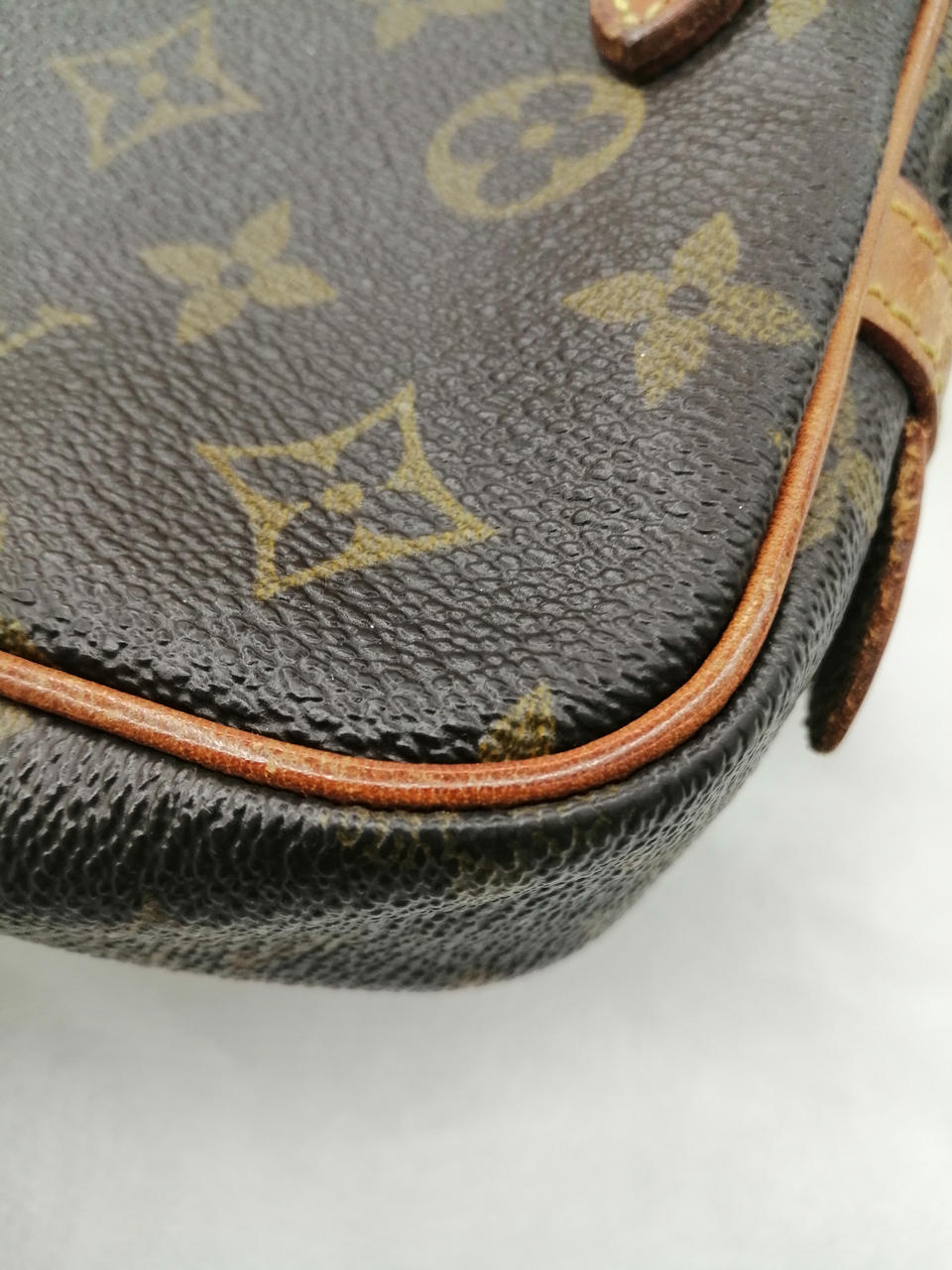四方に角スレがあります。
