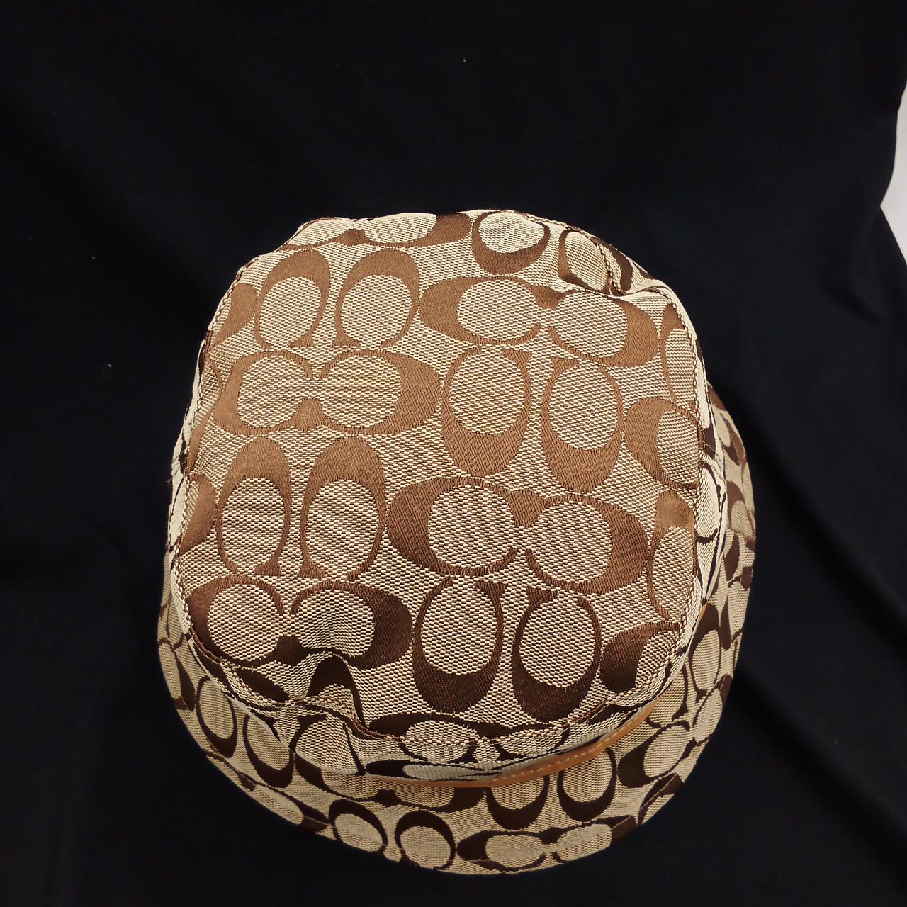 日焼けで色が薄く変色しています。