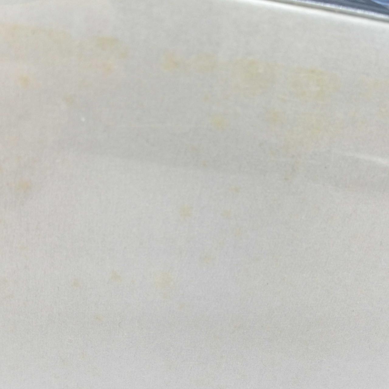 箱の裏 汚れあります