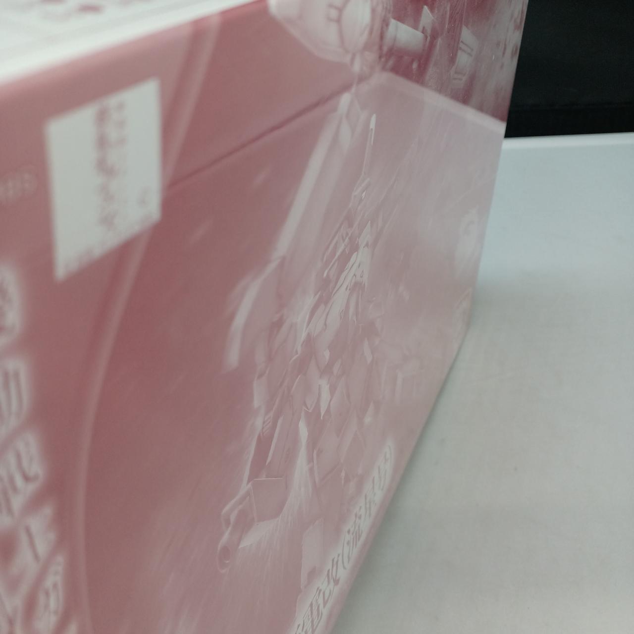 箱の表側、少し反っています