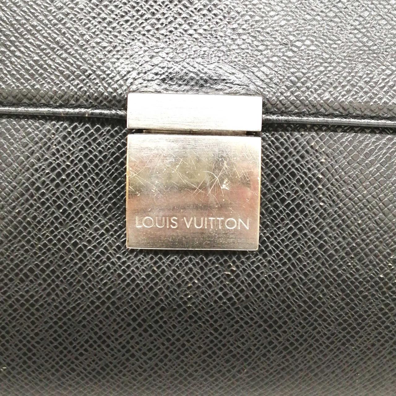 金具きキズがございます。