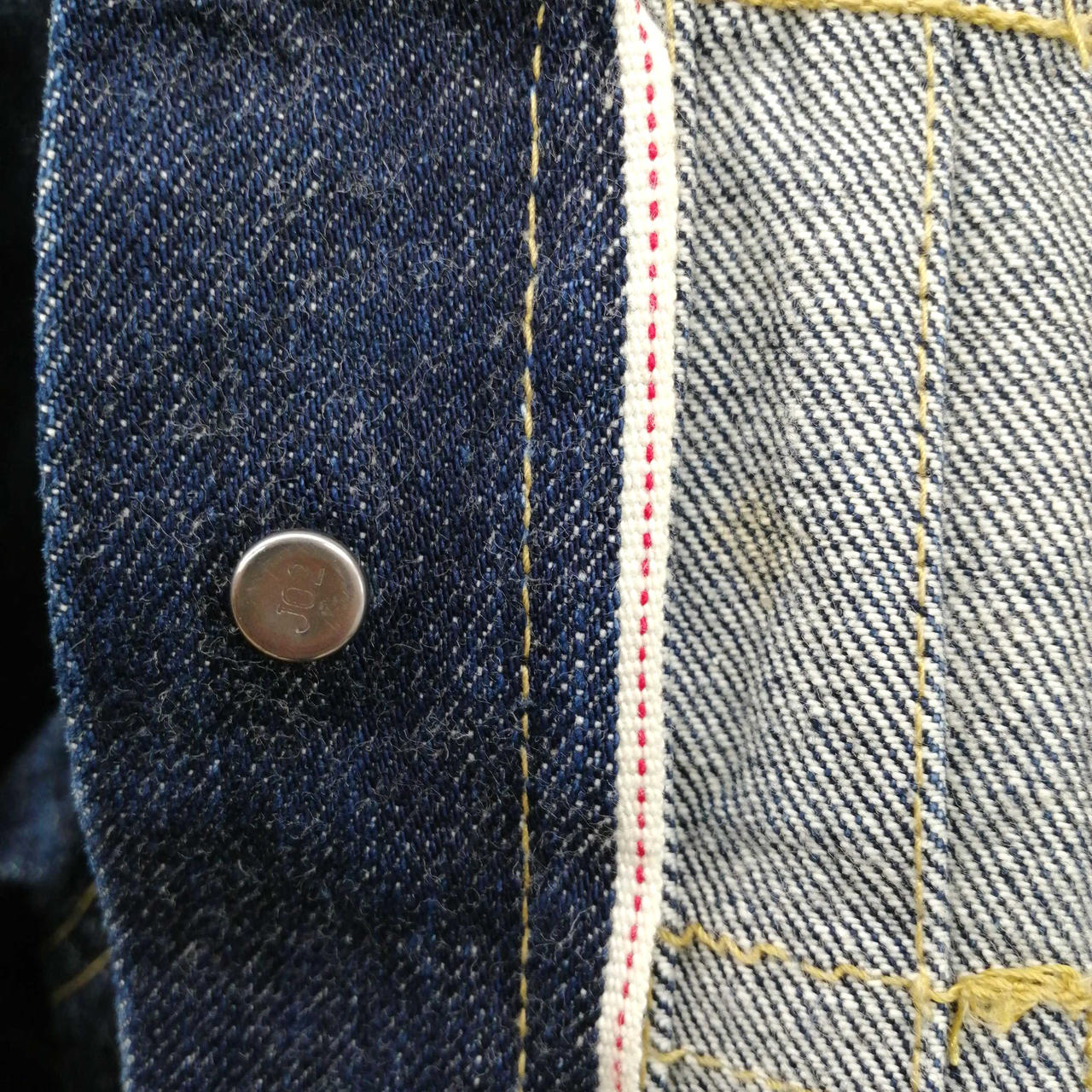 裏刻印J02、セルビッチ