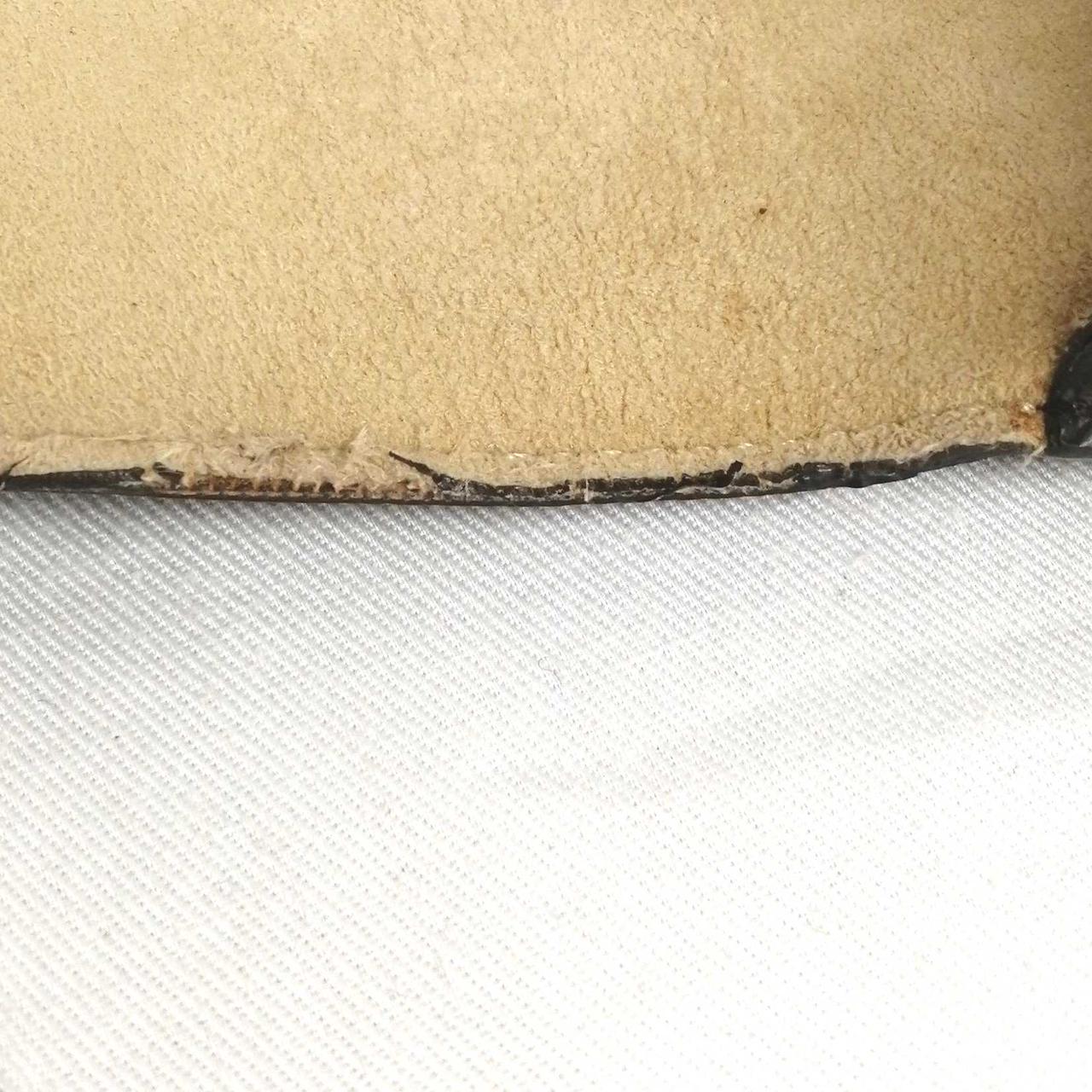 剥がれがございます。