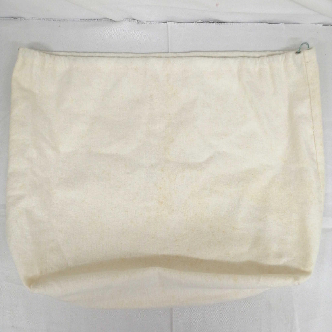 シミあります。