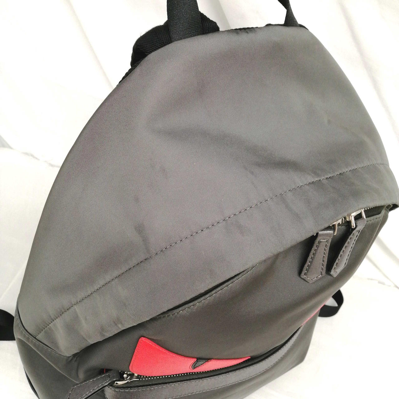 少々シミあります