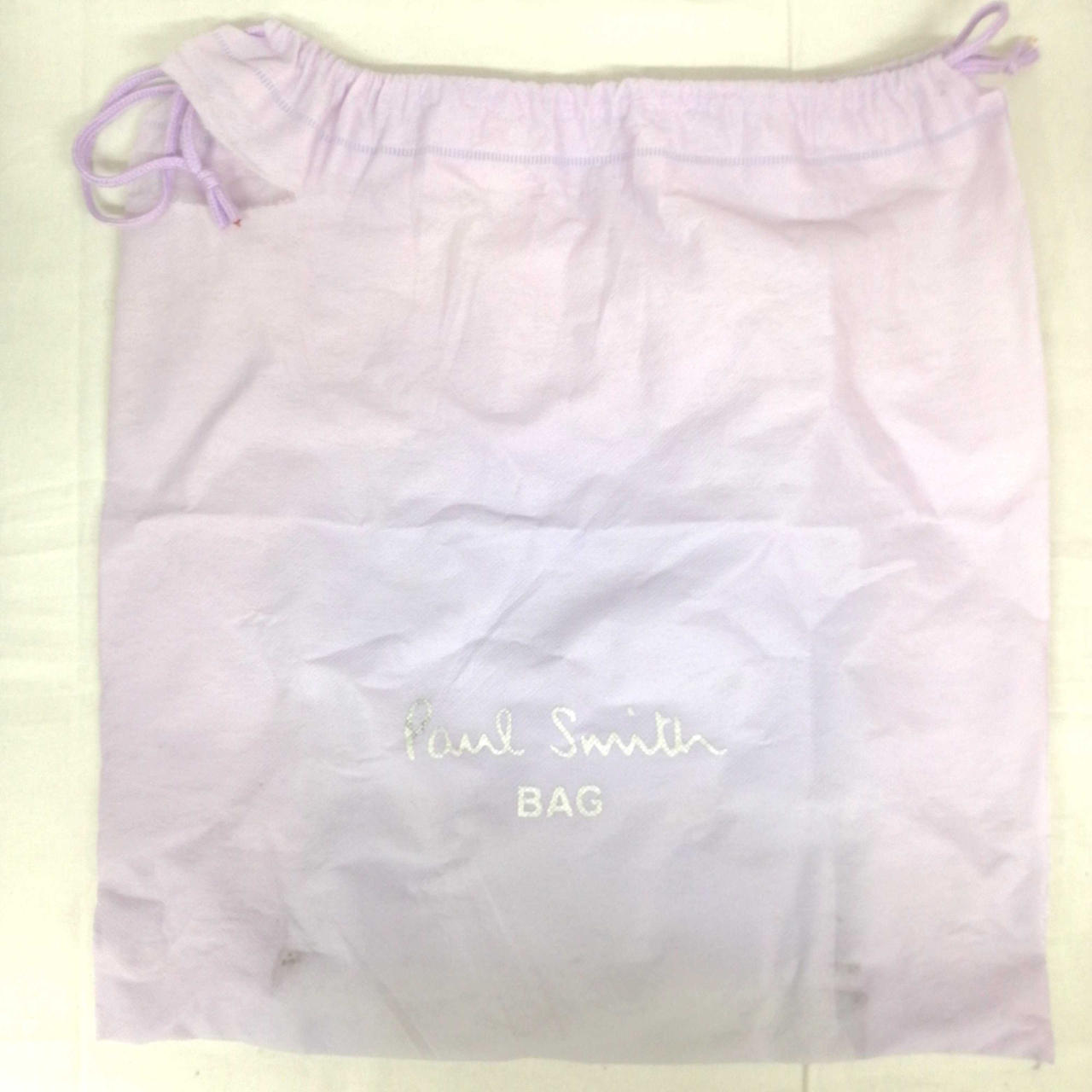 保存袋に汚れ、破れあります。