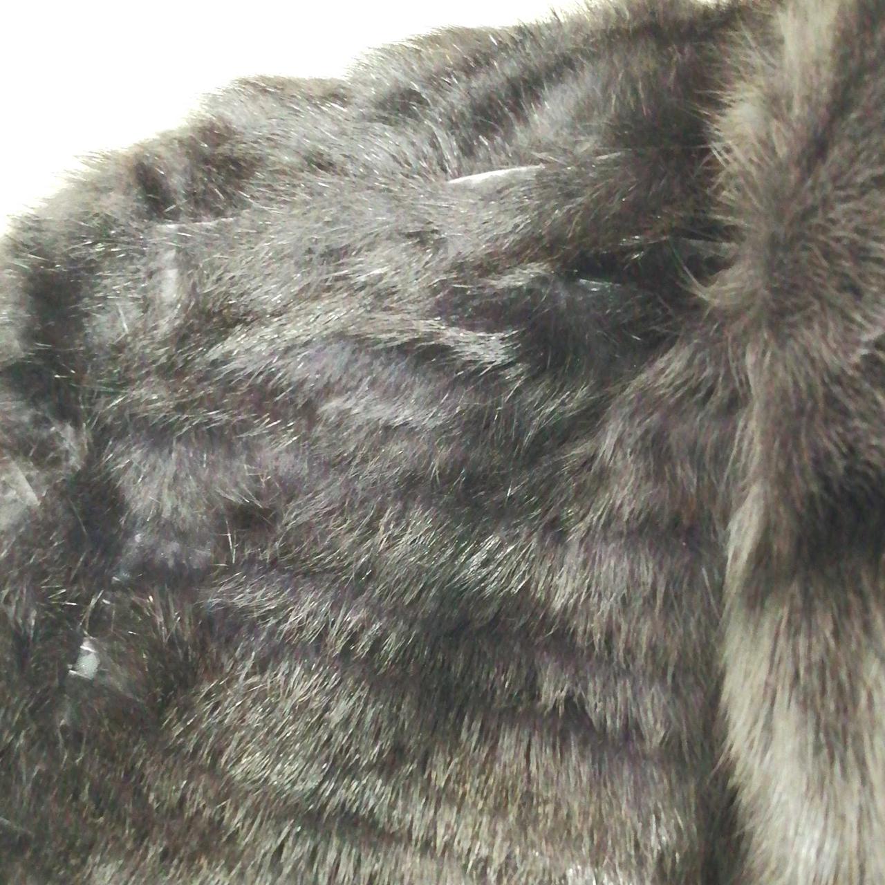 肩部分の毛並みにばらつきございます。