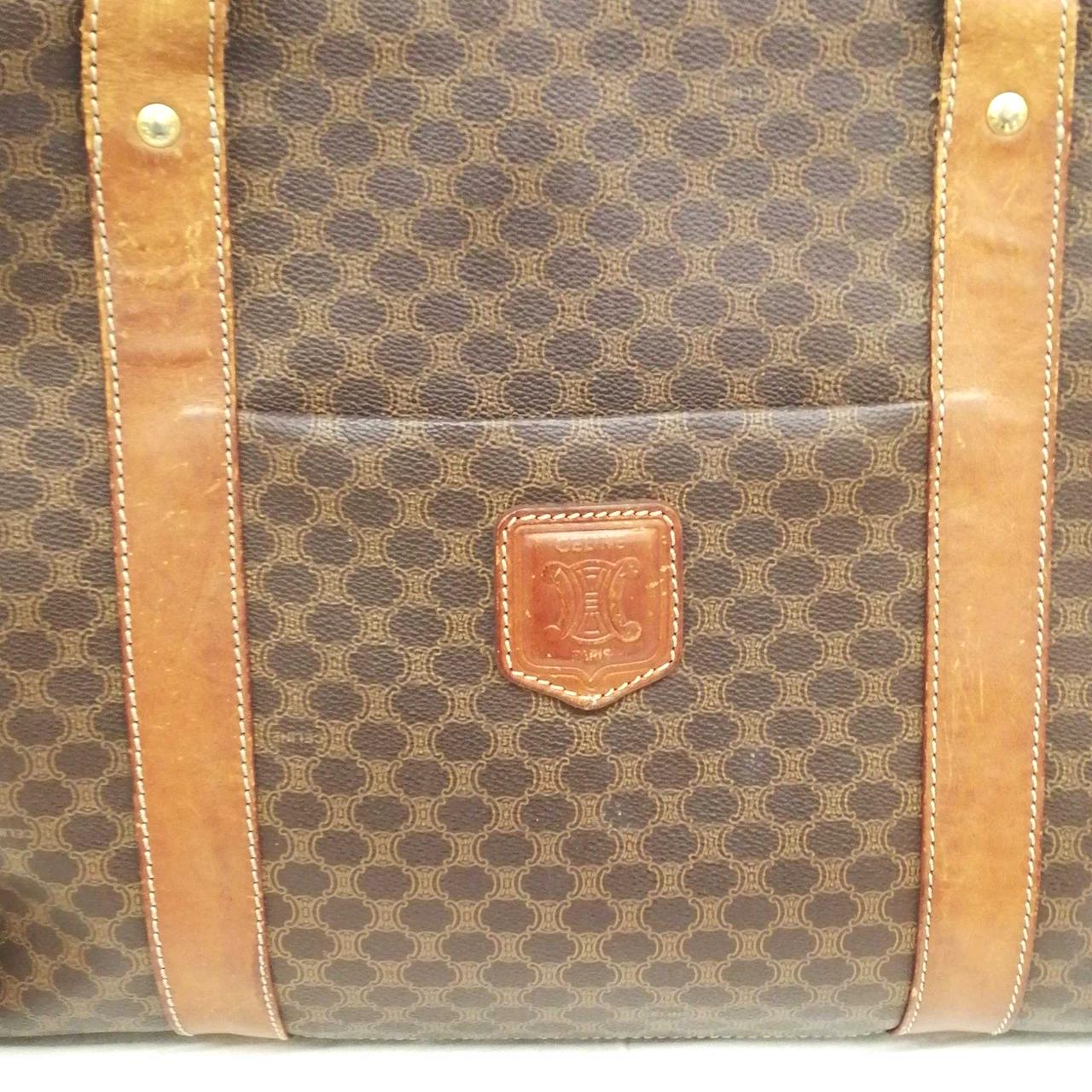 傷があります。