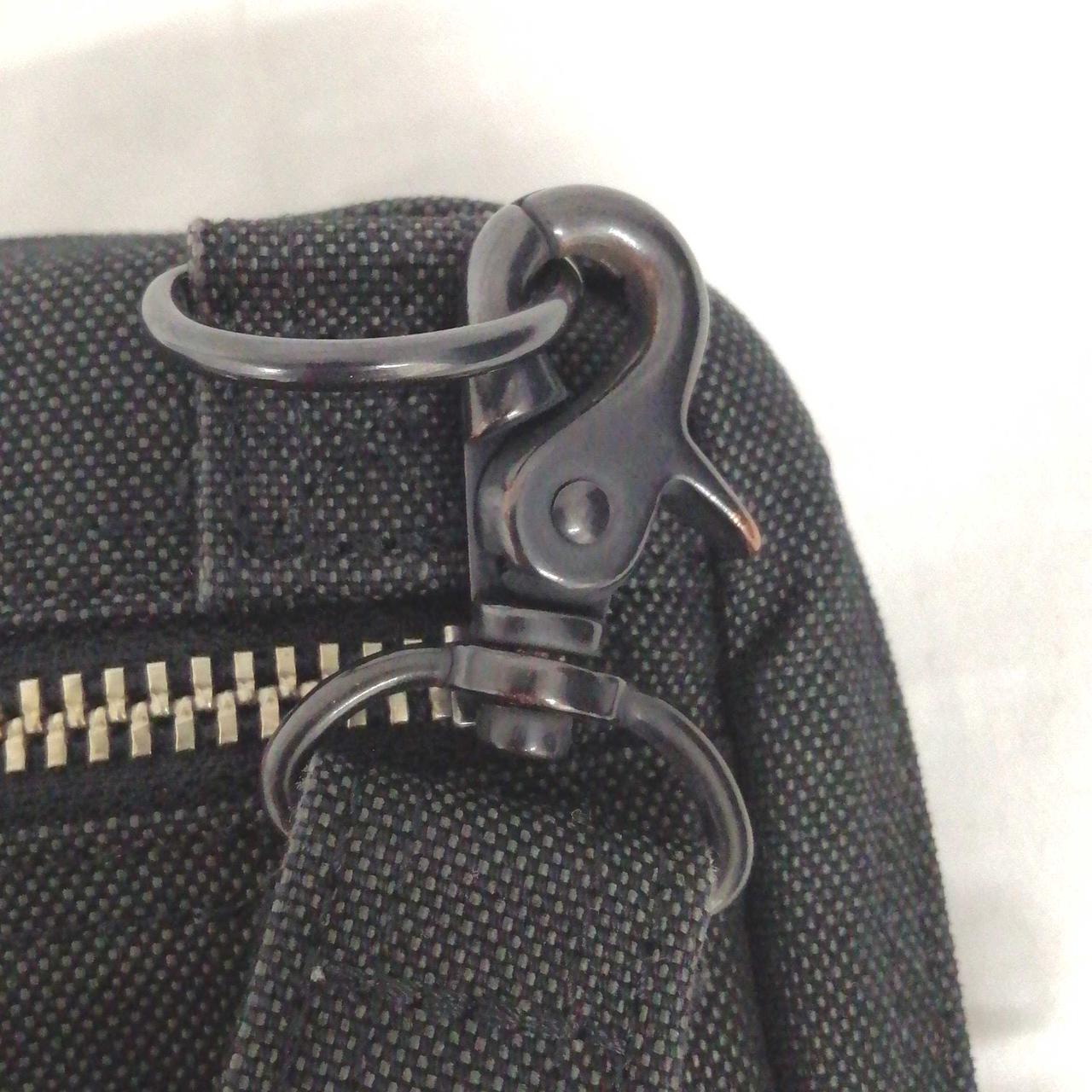 塗装少々剥がれあります。