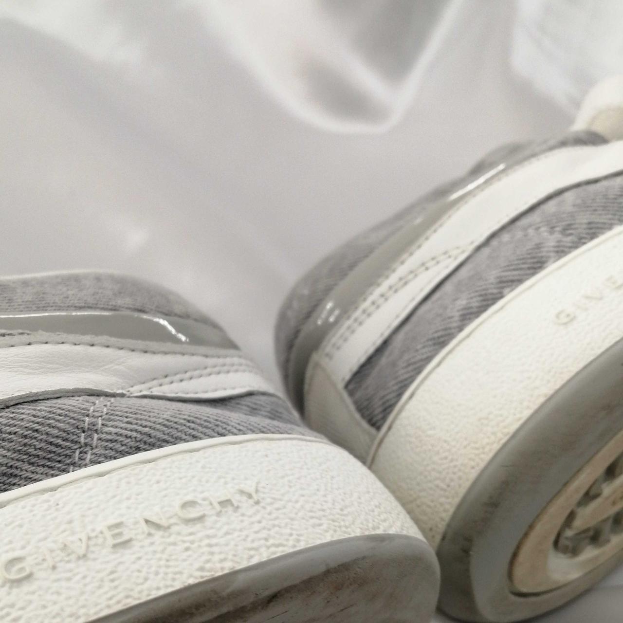 踵型崩れあります。