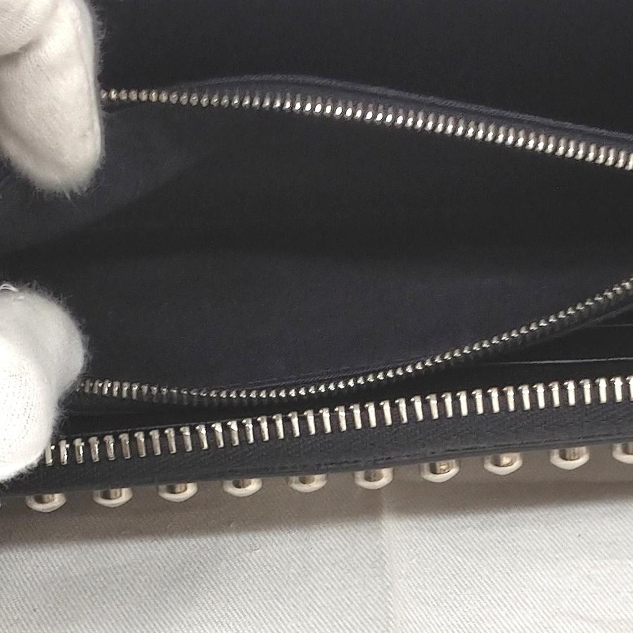 分かりづらいですが色焼けございます