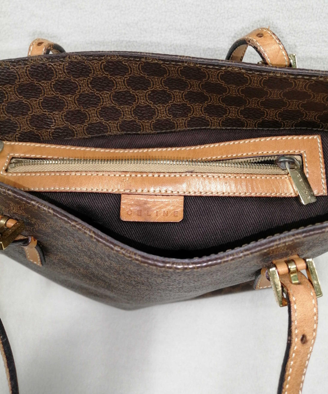 内部皮部分シミあり