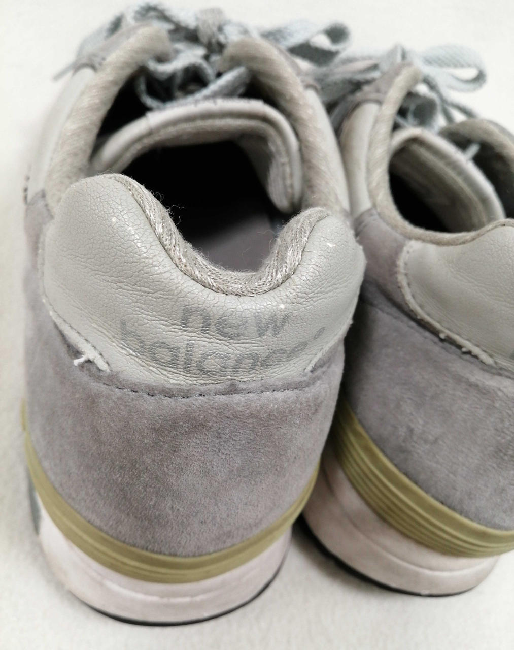 ナイロン部分ハガレ少々あり