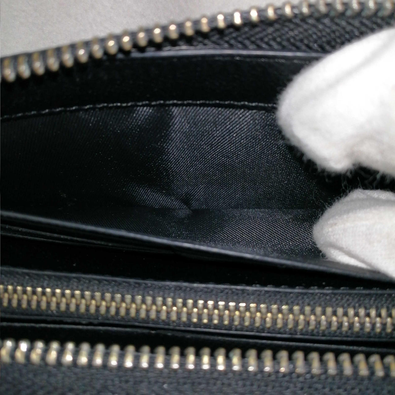 中央奥部分に少々汚れあり