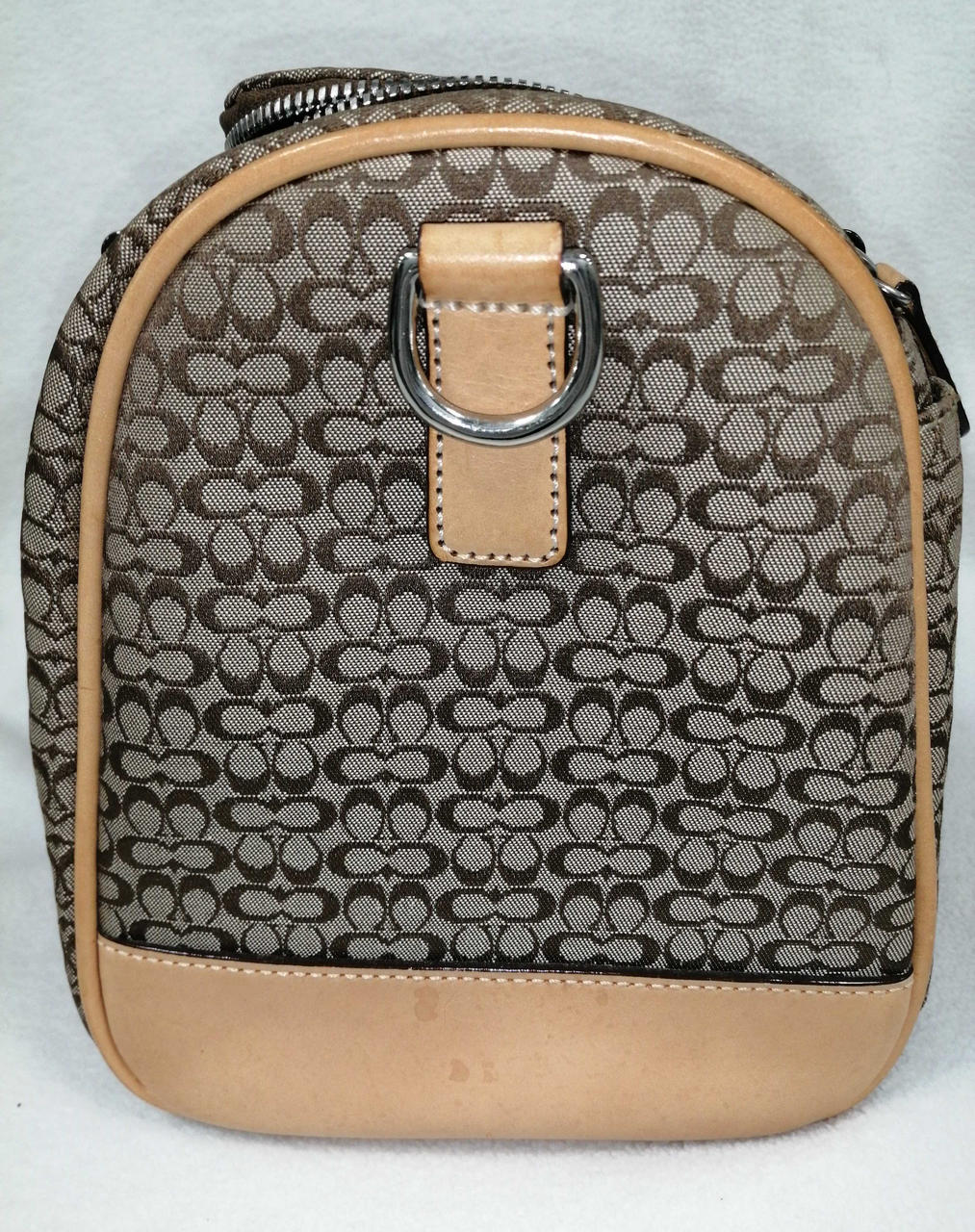 下部に少々シミあり