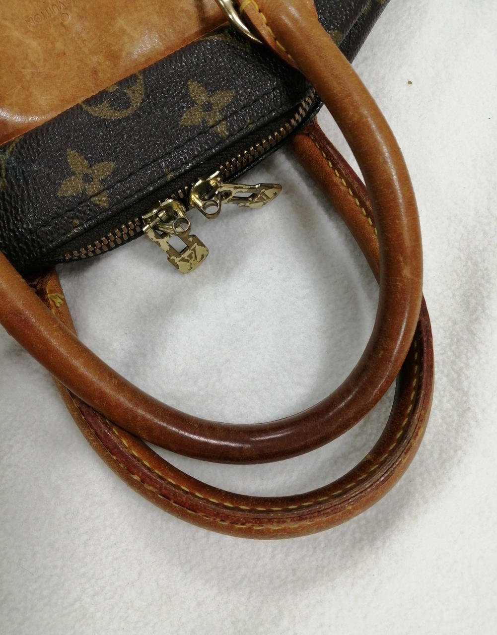 持ち手変色あり