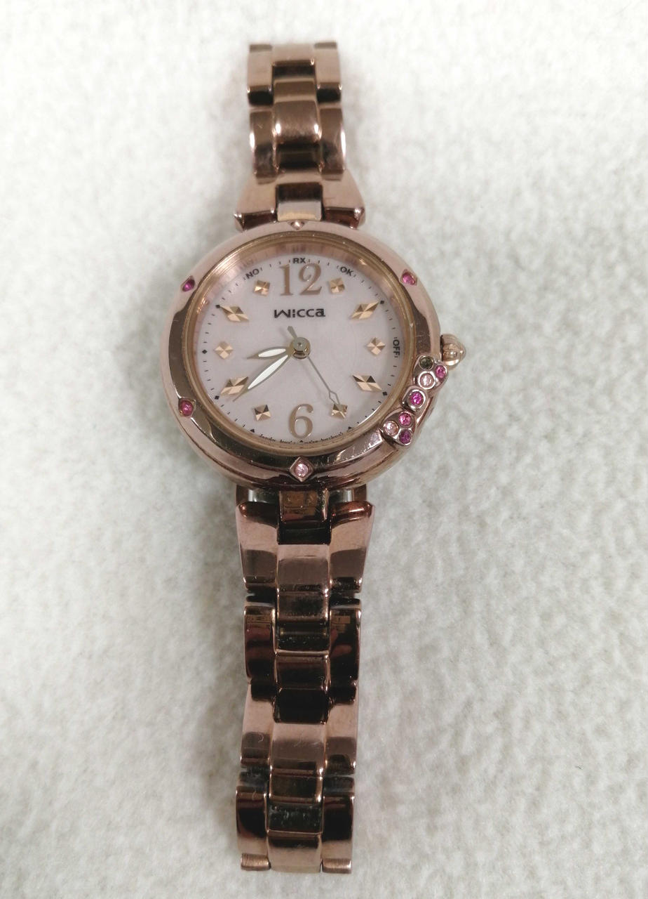 ガラス面にキズ少々あり