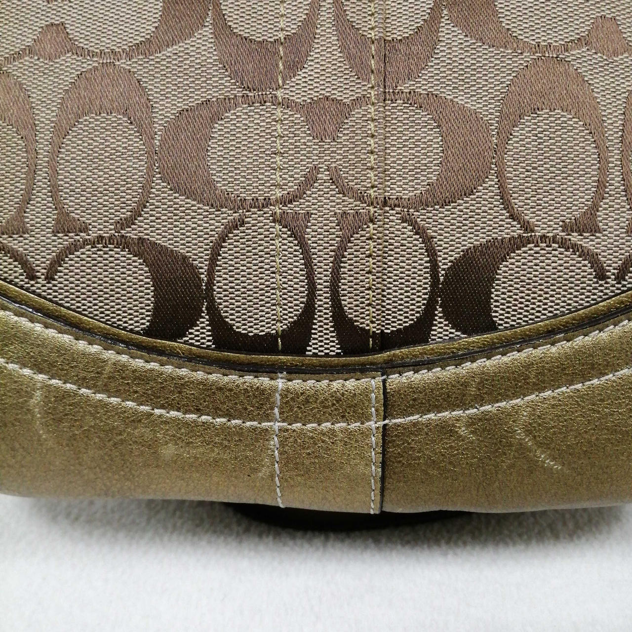 底部部分キズあり