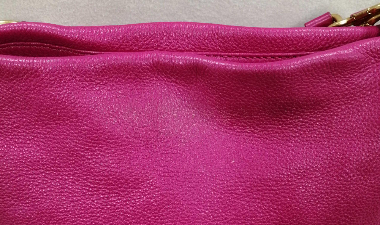 擦れ、色落ちあります。