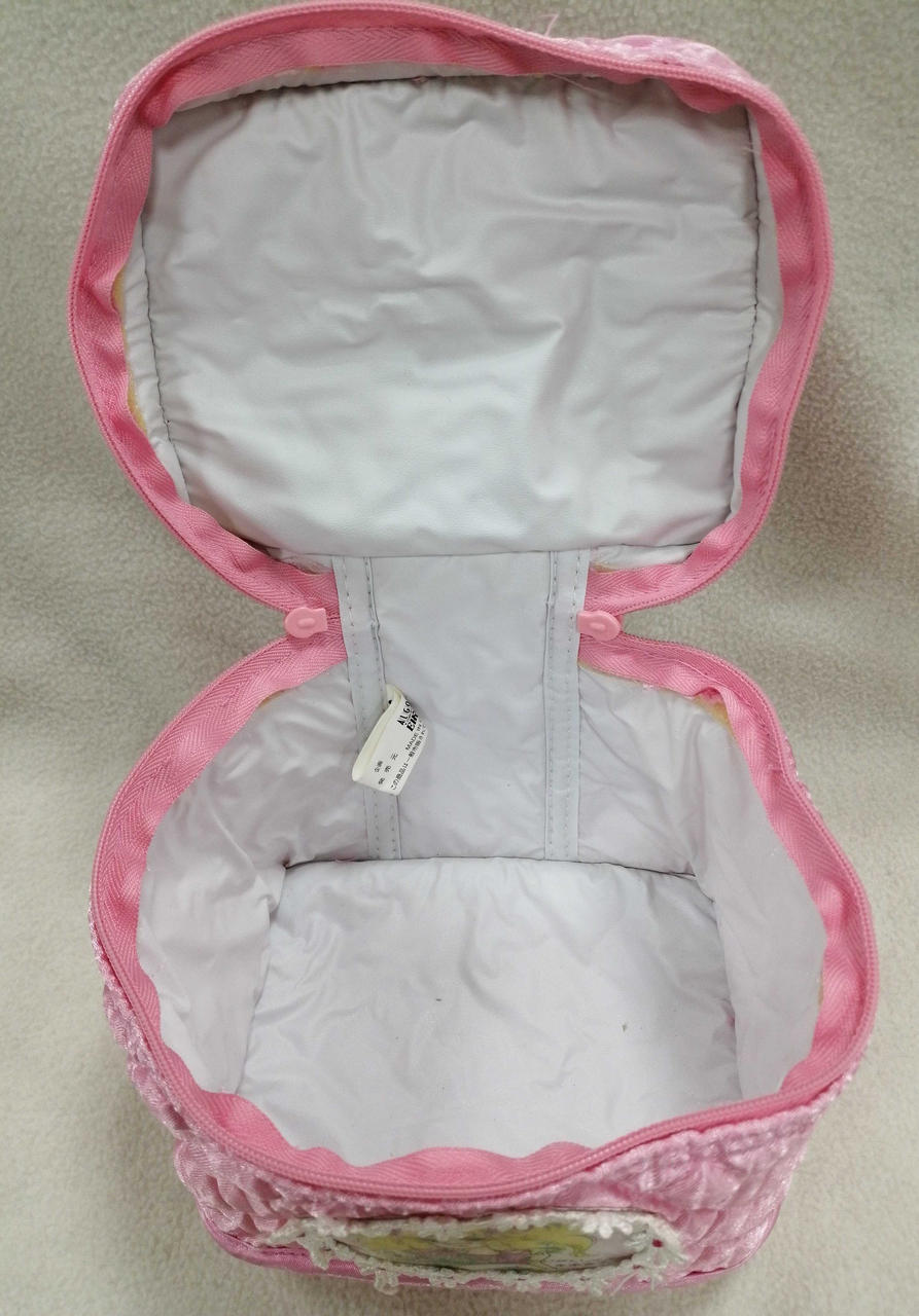 経年保管によるビニールのこわばりあり