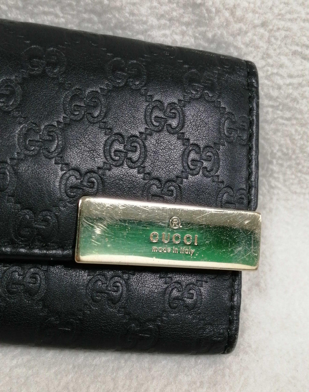 金具にキズ汚れあり