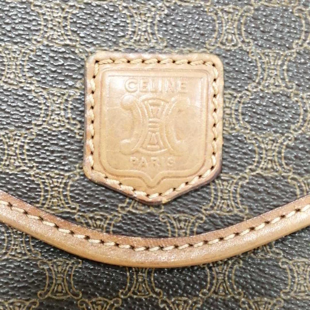 くすみ（変色）あり