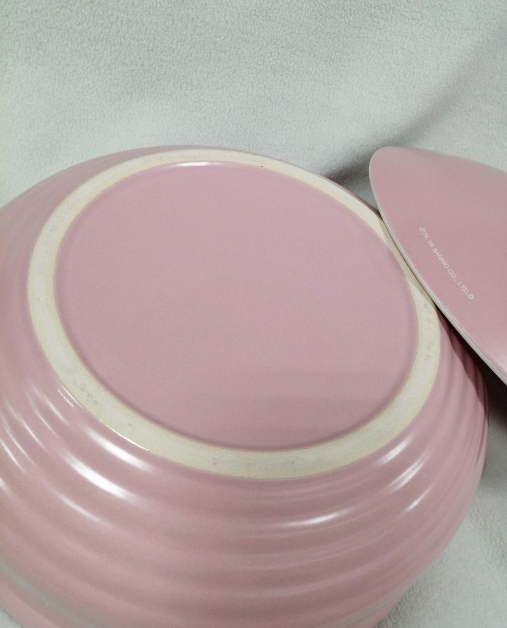 白い陶器部分保管による汚れ少々あり