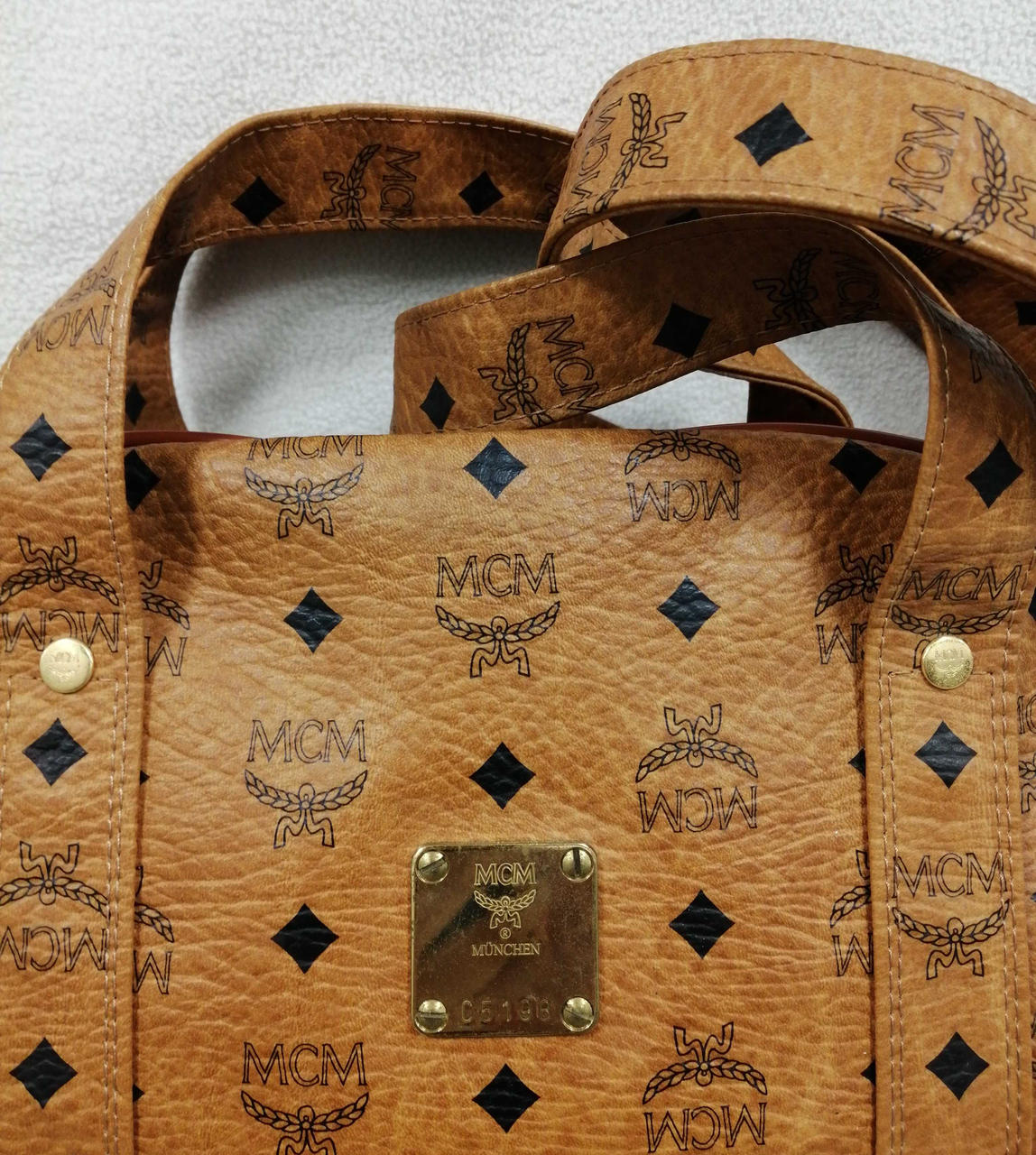 金具にキズあり