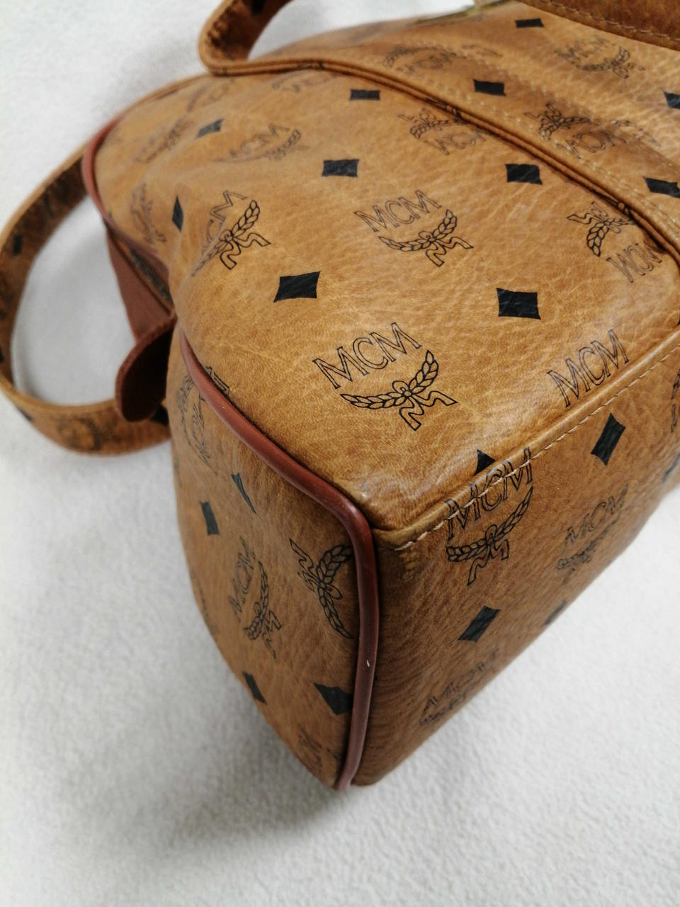 各所角スレ汚れあり