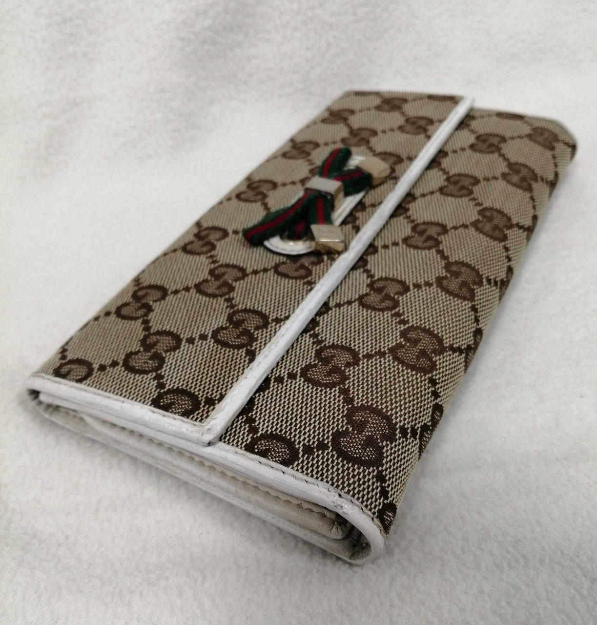 スレ・汚れあり