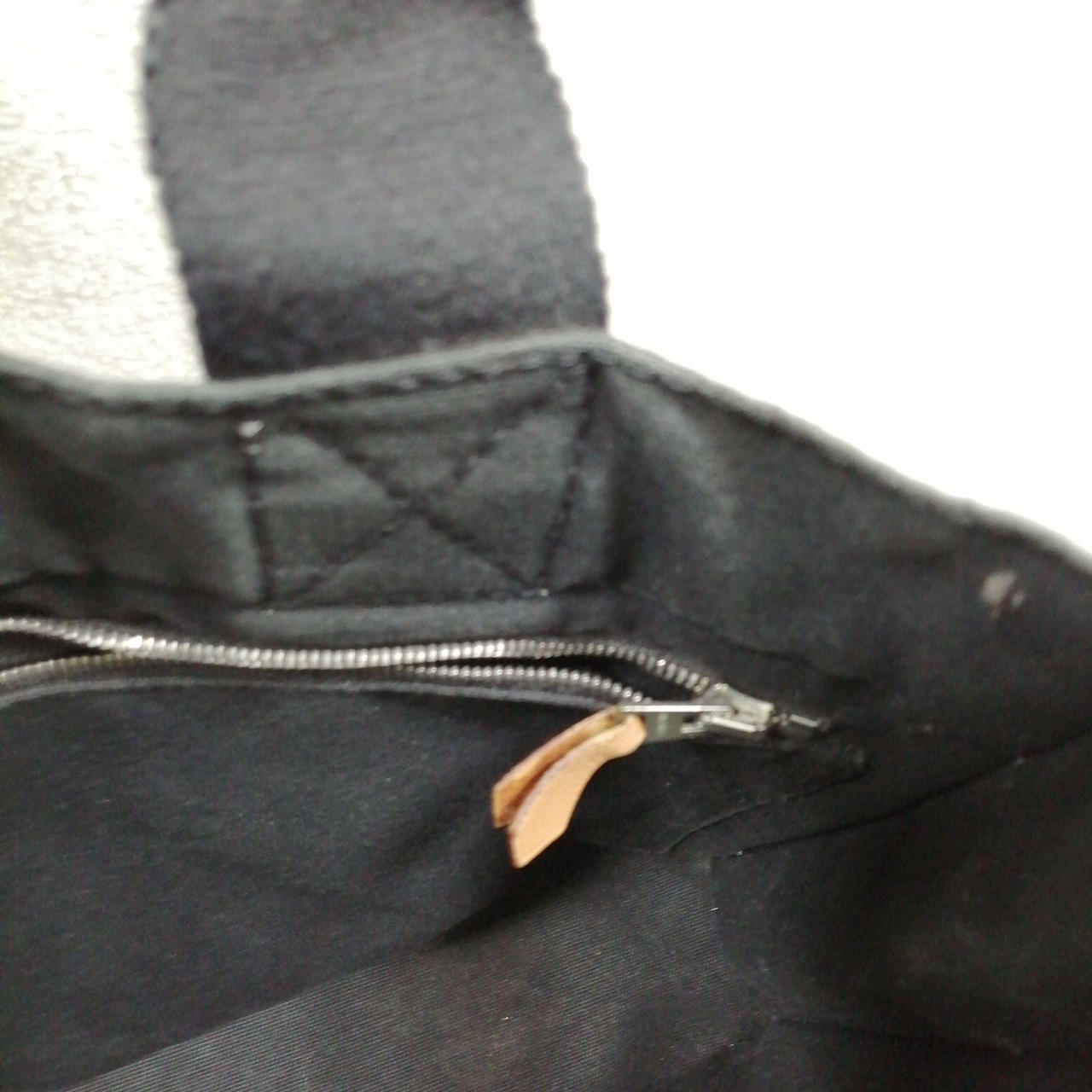 プル部分ハガレあり