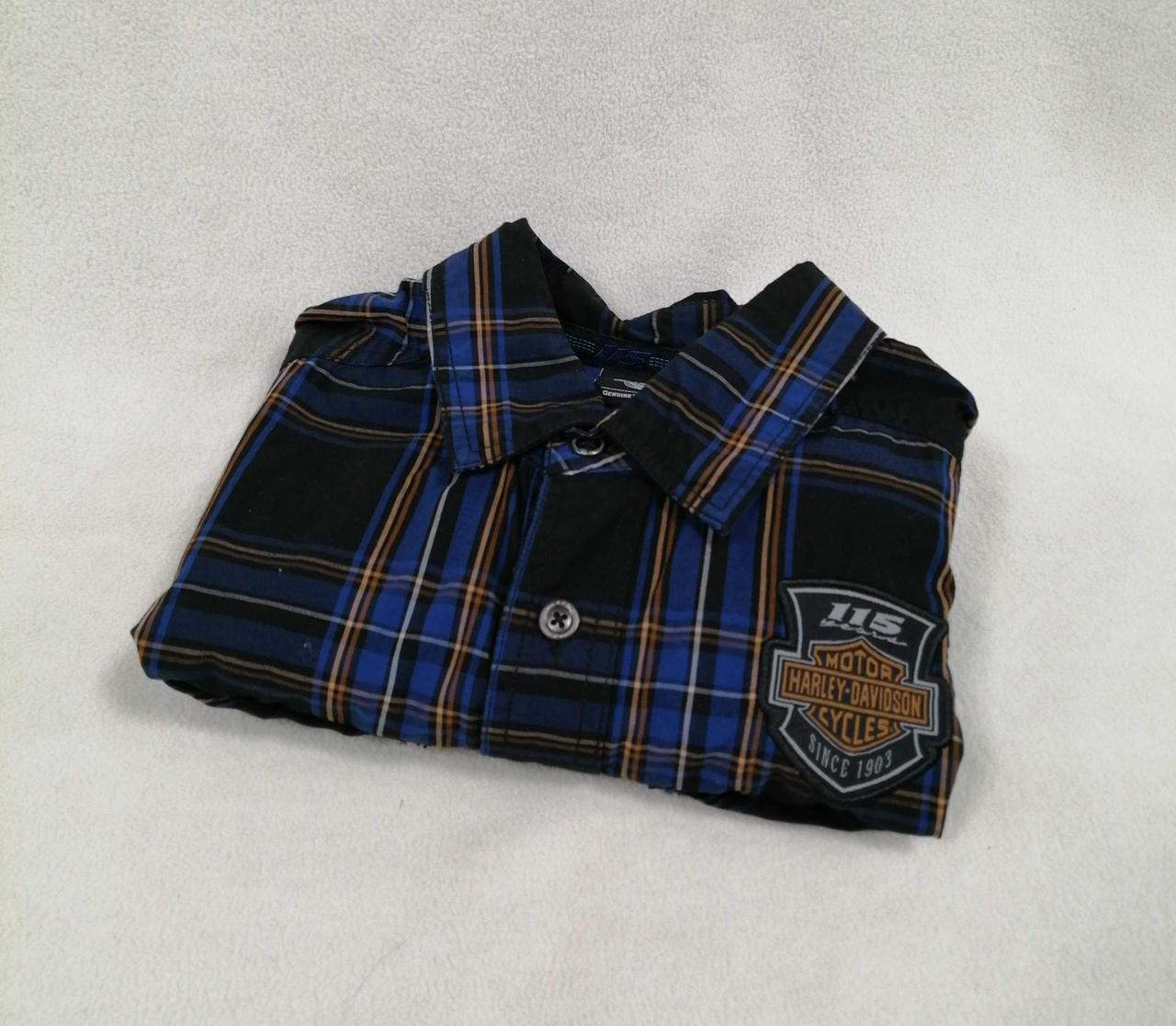 このように折りたたんでの配送となります