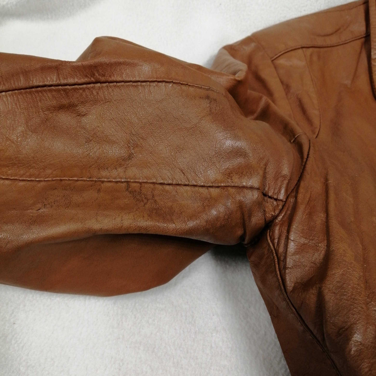 脇に少々汚れあり