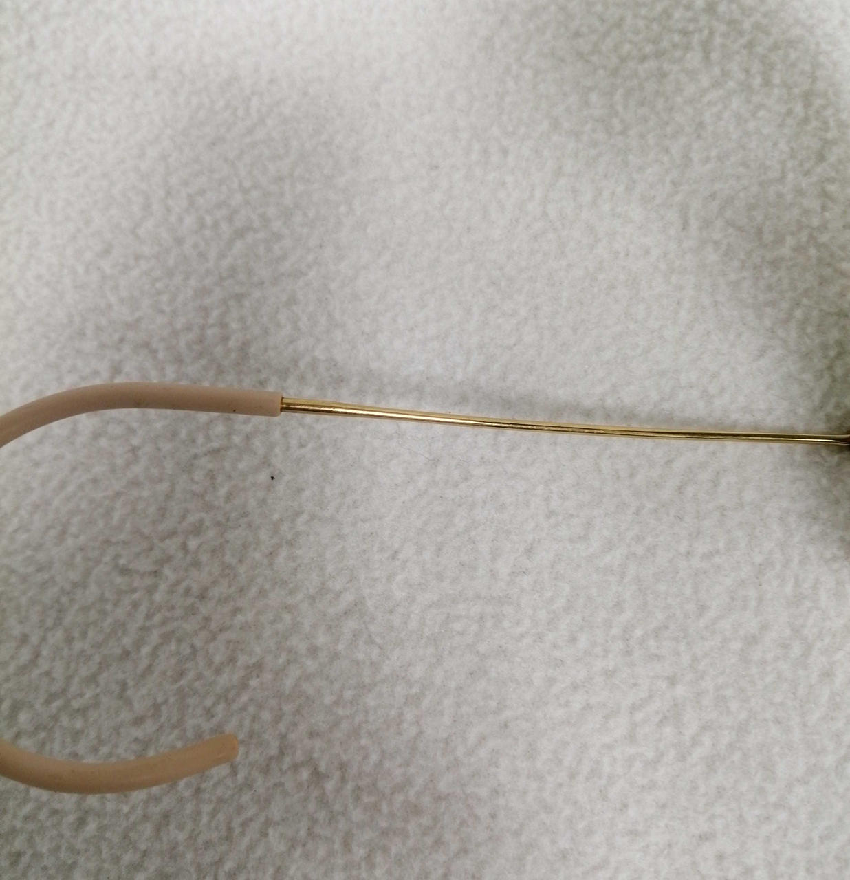 左側の柄少々曲がり・キズ・汚れあり