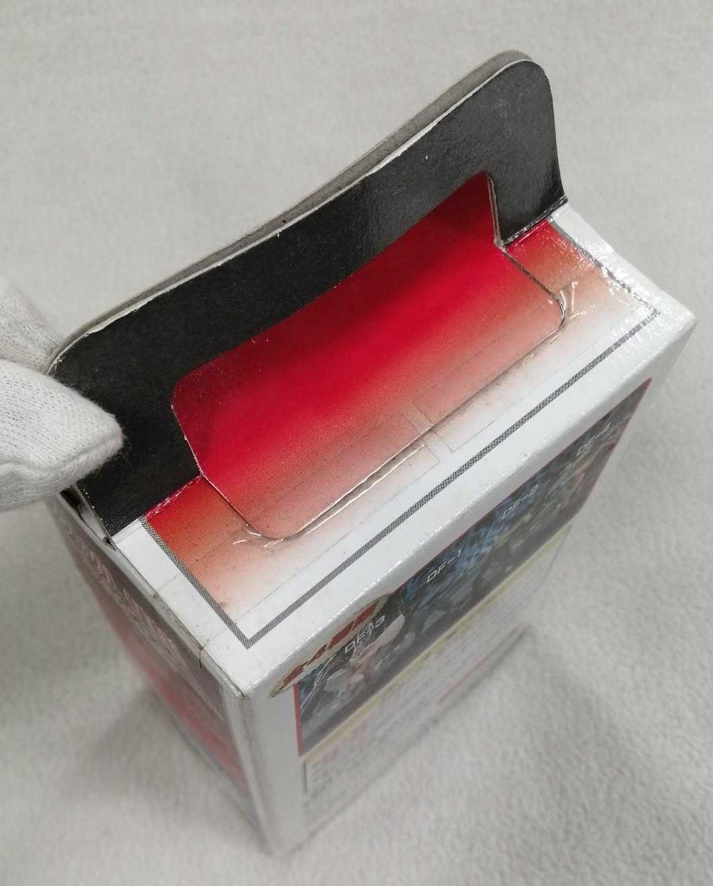 テープ貼りあり
未開封かは不明