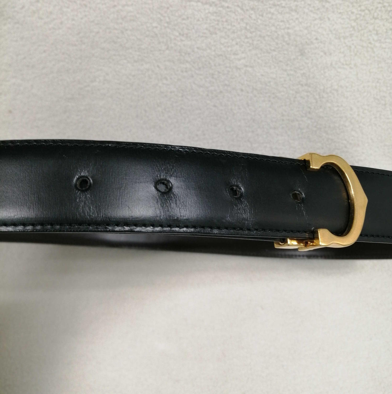 ベルト穴使用感あり